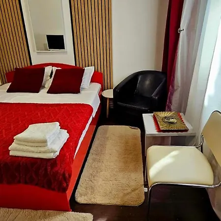 Tantra 6 Queen Filipescu Apartman