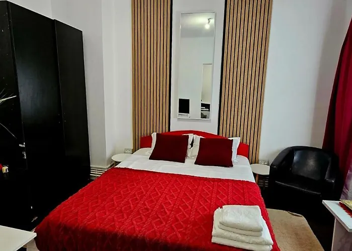 Tantra 6 Queen Filipescu